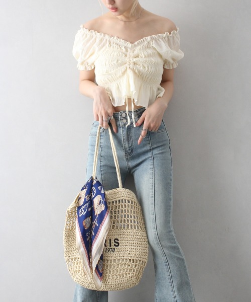 SpRay(スプレイ)の「フロントシャーリングブラウス(シャツ/ブラウス・レディース・ホワイト/ブラック/アイボリー・FREE)」の5枚目の写真