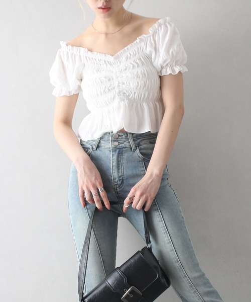 SpRay(スプレイ)の「フロントシャーリングブラウス(シャツ/ブラウス・レディース・ホワイト/ブラック/アイボリー・FREE)」の17枚目の写真