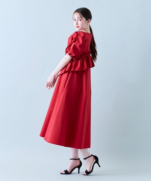 Audie a Muses(オーディアミューズ)の「フリルヒップワンピ―ス(ワンピース・レディース・ネイビー/ベージュ/レッド・42/38)」の1枚目の写真