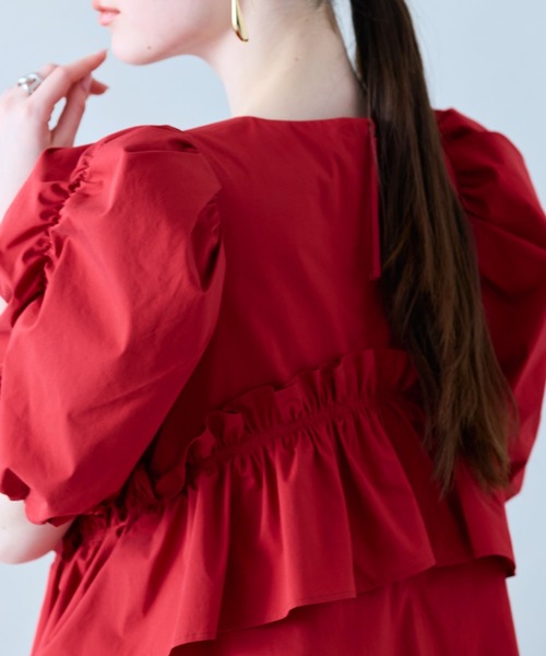 Audie a Muses(オーディアミューズ)の「フリルヒップワンピ―ス(ワンピース・レディース・ネイビー/ベージュ/レッド・42/38)」の11枚目の写真