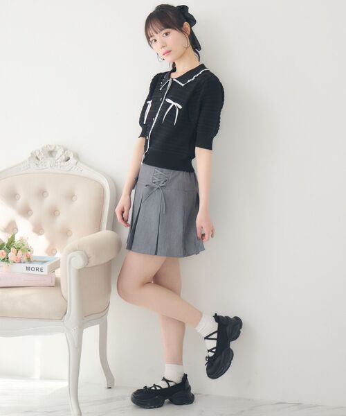 ems excite(エムズエキサイト)の「【EC限定カラー】襟付きヴィンテージカーデ(カーディガン/ボレロ・レディース・ダークブルー/ライトグレー/ピンク/ブラック/ブラック系その他3/ナチュラル・FREE)」の16枚目の写真