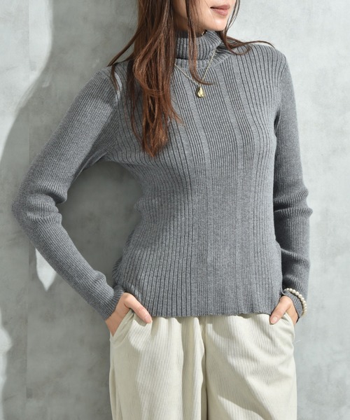 INTERPLANET（インタープラネット）の「ランダムリブタートルネックプルオーバー（ニット/セーター・レディース・ベージュ/ブラック/グレー/オフホワイト・FREE）」の11枚目の写真