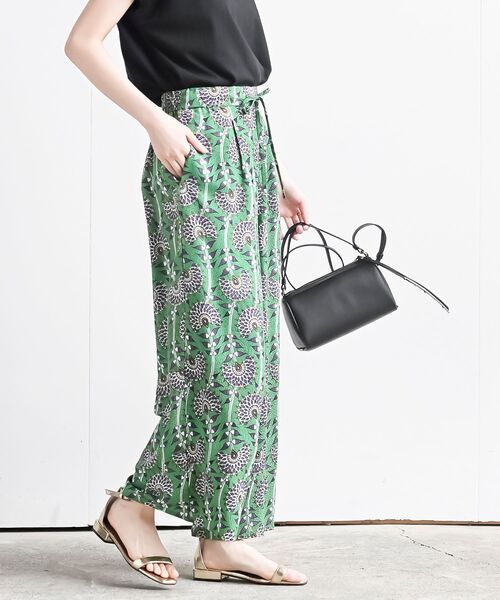 rps（アールピーエス）の「レーヨンプリントイージーパンツ（その他パンツ・レディース・ブラック/ブラック系その他2/グリーン/ベージュ/ブラウン/ブルー・フリー）」の18枚目の写真