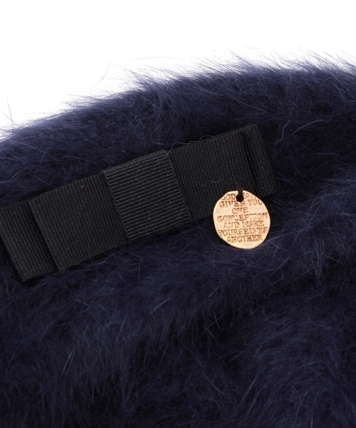 THE EMPORIUM（ジエンポリアム）の「リボンチャーム付きふわふわベレー帽（ハンチング/ベレー帽・レディース・ブルー/ブラック/ホワイト・00）」の6枚目の写真