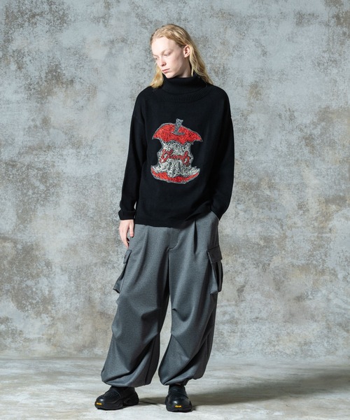 glamb(グラム)の「Eaten Apple Turtle Neck Knit / イートゥンアップルタートルネックニット(ニット/セーター・メンズ・ブルー/ブラック・M/L)」の6枚目の写真