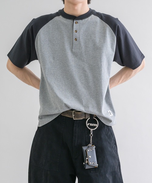EPNK(イーピーエヌケー)の「【EPNK】Raglan henry neck tee / ラグランヘンリーネックTee(Tシャツ/カットソー・メンズ・アイボリー/チャコールグレー/杢グレー・SMALL/MEDIUM/LARGE)」の18枚目の写真