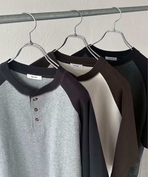 EPNK(イーピーエヌケー)の「【EPNK】Raglan henry neck tee / ラグランヘンリーネックTee(Tシャツ/カットソー・メンズ・アイボリー/チャコールグレー/杢グレー・SMALL/MEDIUM/LARGE)」の10枚目の写真