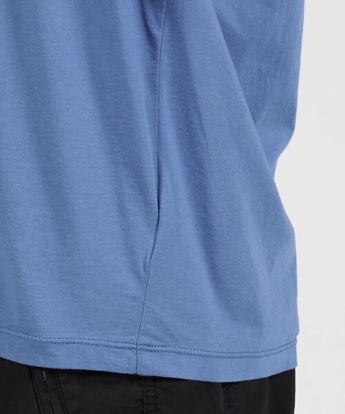JAMES PERSE(ジェームスパース)の「リュクスジャージー クルーネックTシャツ MELJ3199(Tシャツ/カットソー・メンズ・グレー系その他2/ブルー系その他2・0/1/2/3)」の5枚目の写真