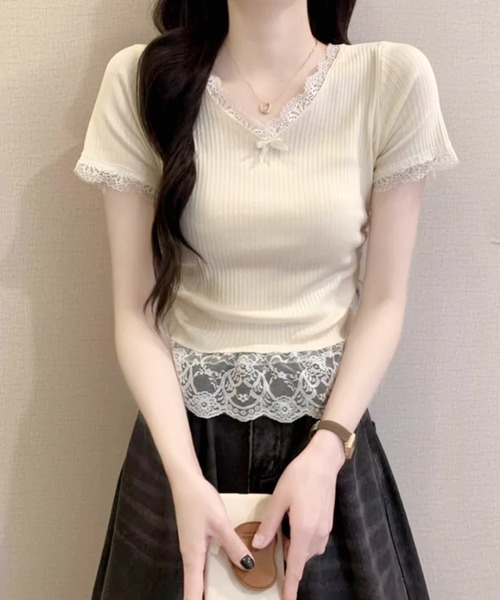 frunco(フランコ)の「【ZOZO限定】Vネックレース半袖ニット(ニット/セーター・レディース・ブラック/ホワイト/ブルー/イエロー/ピンク・FREE)」の2枚目の写真