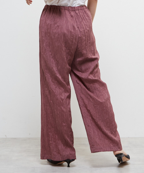 SOFFITTO（ソフィット）の「シワ加工セミフレアパンツ（その他パンツ・レディース・ブラック/ボルドー・S/M）」の7枚目の写真