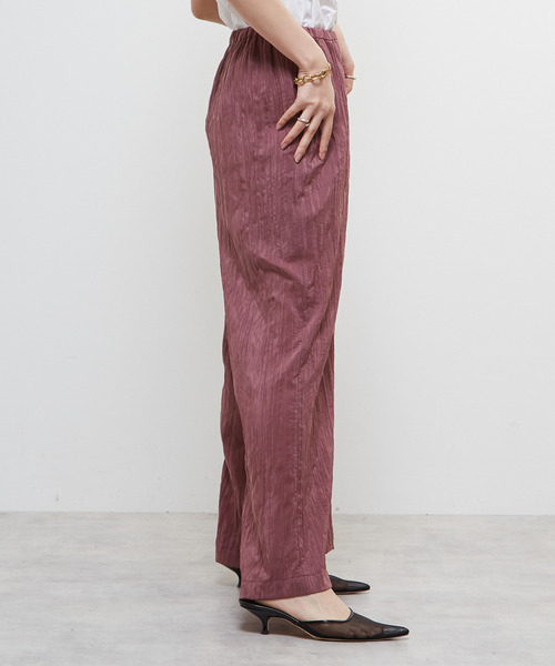 SOFFITTO（ソフィット）の「シワ加工セミフレアパンツ（その他パンツ・レディース・ブラック/ボルドー・S/M）」の8枚目の写真