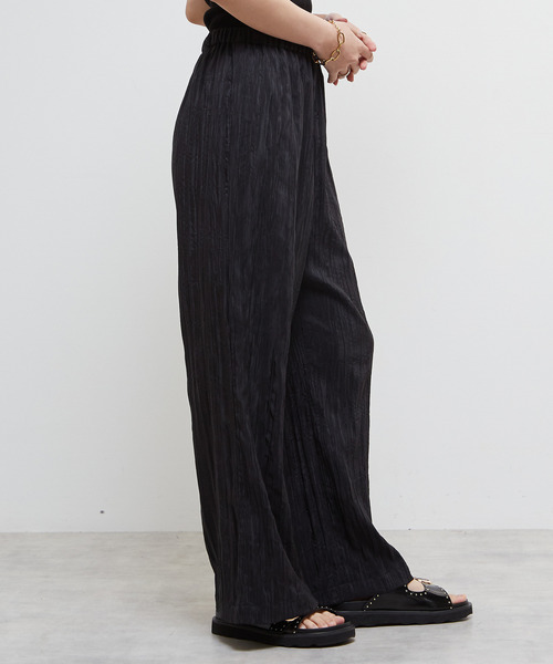 SOFFITTO（ソフィット）の「シワ加工セミフレアパンツ（その他パンツ・レディース・ブラック/ボルドー・S/M）」の21枚目の写真