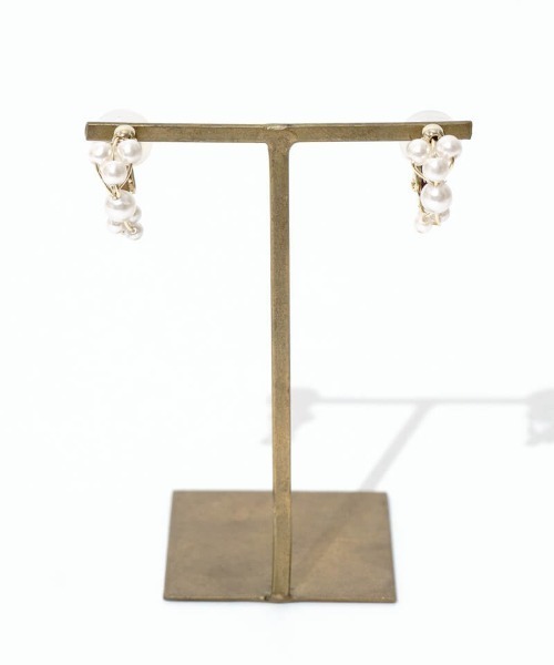 flower（フラワー）の「ニュアンスパールイヤリング（イヤリング・レディース・シルバー/ゴールド・FREE）」の3枚目の写真