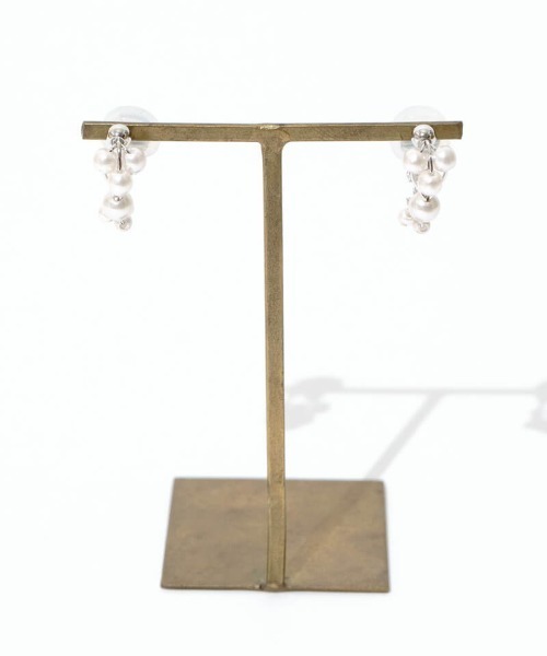 flower（フラワー）の「ニュアンスパールイヤリング（イヤリング・レディース・シルバー/ゴールド・FREE）」の7枚目の写真