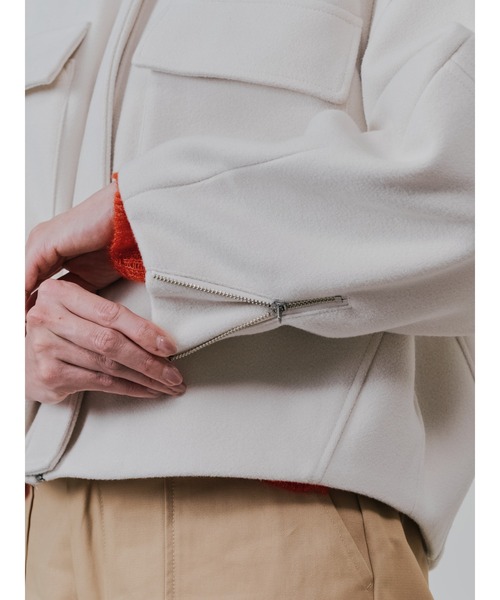 TEVALT（ヴァレット）の「2WAY配色カラーCPOジャケット（ミリタリージャケット・レディース・ダークネイビー/チャコールグレー/オフホワイト・38）」の19枚目の写真