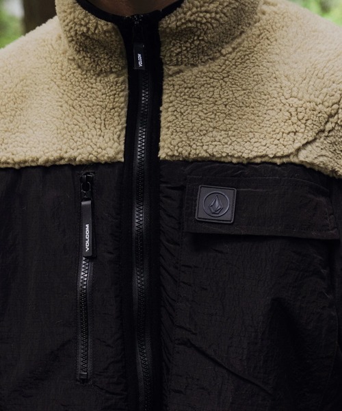 VOLCOM(ボルコム)の「【VOLCOM/ボルコム】 Storm Stone Sherpa Zip Sweatshirt /胸ポケットワンポイントジップアップモックネックフリース(その他アウター・メンズ・オリーブ/ダークカーキ/グレー系その他・MEDIUM/LARGE/X-LARGE/XX-LARGE)」の8枚目の写真