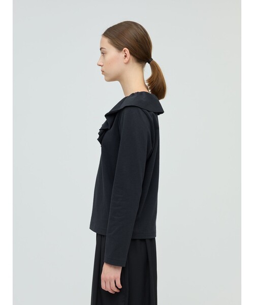 mizuiroind(ミズイロインド)の「mizuiro ind フリルカラーロングスリーブプルオーバー(Tシャツ/カットソー・レディース・チャコールグレー/オフホワイト/グリーン/ブラック・FREE)」の11枚目の写真