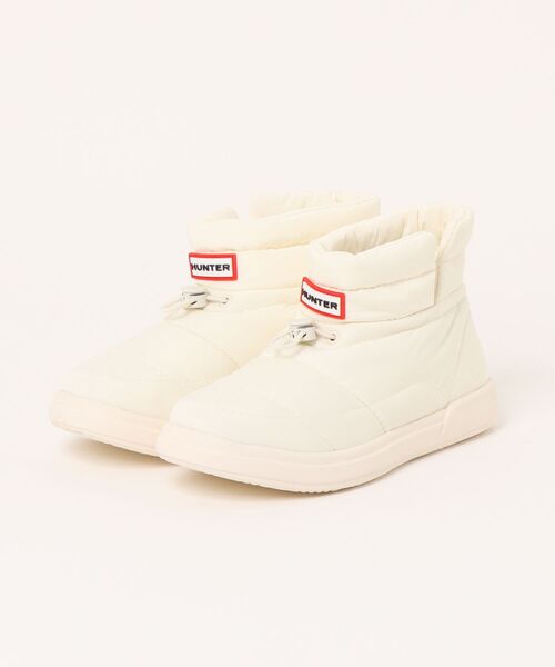 HUNTER（ハンター）の「ユニセックス イン/アウト コージー パフ サイド ベント ブーティー（ブーツ・レディース・ホワイト/ブラック・UK9/UK8/UK7/UK6/UK5/UK4/UK3）」の11枚目の写真