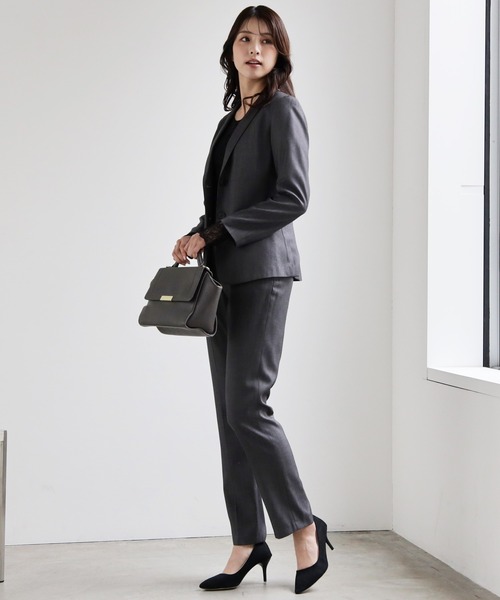 DRESS PLUS（ドレスプラス）の「ピンストライプが映えるセットアップ（スーツパンツ・レディース・グレー/チャコール・L/XL/XXL）」の20枚目の写真