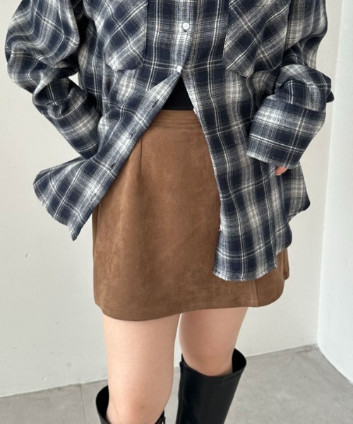 archives（アルシーヴ）の「スウェード台形ミニスカート（スカート・レディース・ブラウン/キャメル・MEDIUM）」の2枚目の写真