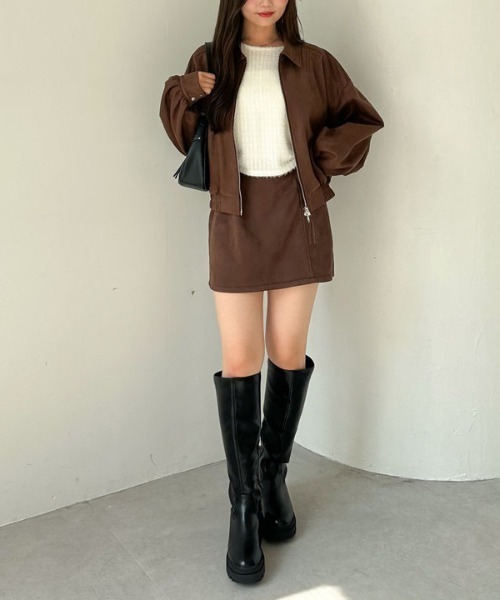 archives（アルシーヴ）の「スウェード台形ミニスカート（スカート・レディース・ブラウン/キャメル・MEDIUM）」の11枚目の写真
