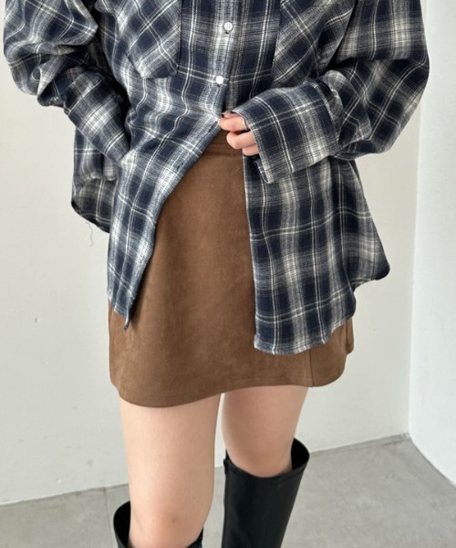 archives（アルシーヴ）の「スウェード台形ミニスカート（スカート・レディース・ブラウン/キャメル・MEDIUM）」の12枚目の写真