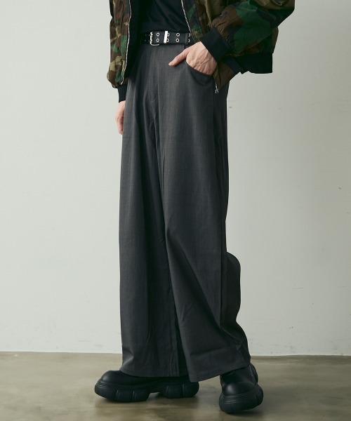 Shoowtime(ショウタイム)の「No-Center-Pleat Wide Slacks / ノンセンタープレスワイドスラックス(スラックス・メンズ・チャコールグレー/ブラック・LARGE/MEDIUM/X-LARGE)」の9枚目の写真