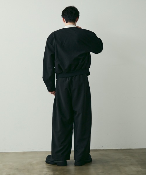 Shoowtime(ショウタイム)の「No-Center-Pleat Wide Slacks / ノンセンタープレスワイドスラックス(スラックス・メンズ・チャコールグレー/ブラック・LARGE/MEDIUM/X-LARGE)」の4枚目の写真