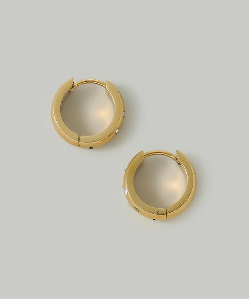 Jolie Toujours(ジョリトゥジュール)の「【汗や水に強い】〈ステンレス〉CZドットフープピアス(ピアス(両耳用)・レディース・ゴールド・FREE)」の3枚目の写真