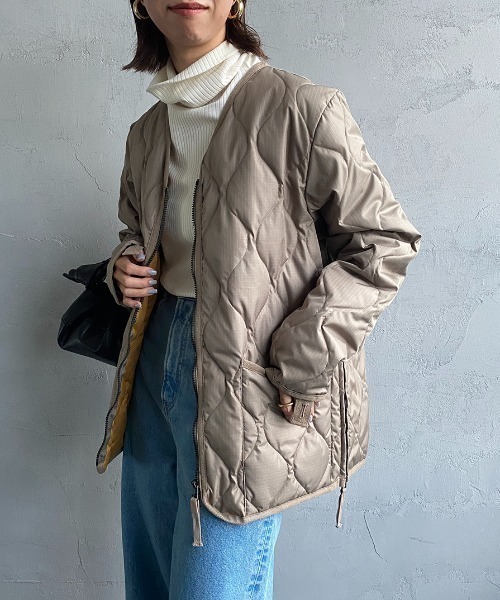 TAION（タイオン）の「【WEB限定】[TAION/タイオン] MILITARY Vネック キルティングダウンジャケット（ダウンジャケット/コート・レディース・ブラック/オリーブ/モカ・XL/L/M）」の15枚目の写真