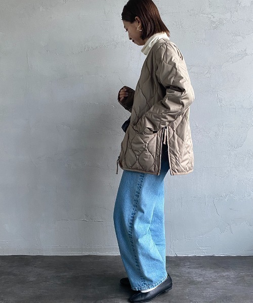 TAION（タイオン）の「【WEB限定】[TAION/タイオン] MILITARY Vネック キルティングダウンジャケット（ダウンジャケット/コート・レディース・ブラック/オリーブ/モカ・XL/L/M）」の20枚目の写真