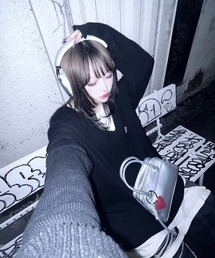 DEVICE（デバイス）の「【DEVICE GAL】Heart Tease 3連チャーム付き ヴィンテージライク 2way ラウンドミニボストンバッグ（ボストンバッグ）」