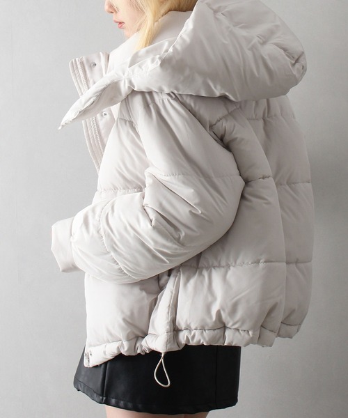 SpRay（スプレイ）の「フード取り外しエコダウン（ダウンジャケット/コート・レディース・オフホワイト/ブラック・FREE）」の2枚目の写真
