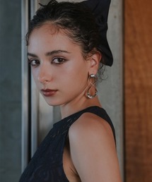 Callarus（カラルス）の「〔Callarus〕ファスナー付きスクエアシュシュ（シュシュ）」