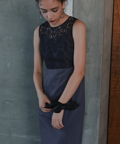 Callarus（カラルス）の「〔Callarus〕ファスナー付きスクエアシュシュ（シュシュ・レディース・ブラック/ベージュ・FREE）」の5枚目の写真