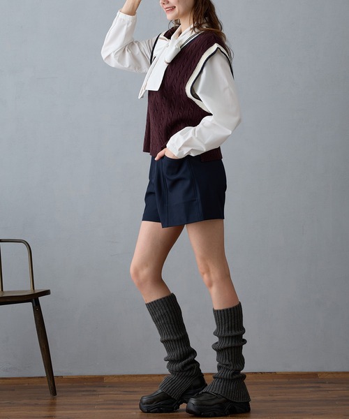 NICOLE CLUB（ニコル　クラブ）の「ケーブル編みチルデンベスト（ベスト・レディース・ネイビー/ブラウン/オフホワイト・FREE）」の10枚目の写真