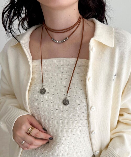 fredy emue（フレディエミュ）の「ビンテージ風マルチチョーカー（チョーカー・レディース・ブラウン・FREE）」の4枚目の写真