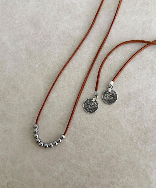 fredy emue（フレディエミュ）の「ビンテージ風マルチチョーカー（チョーカー・レディース・ブラウン・FREE）」の7枚目の写真