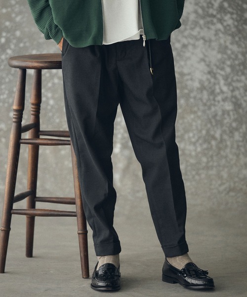 THEOREM(セオレム)の「mp14225- Turn up TR Tapered Pants テーパードスラックス パンツ(TRM25-P021A)(スラックス・メンズ・グレー/ブラック系その他/ネイビー・S/M/L/XL)」の2枚目の写真