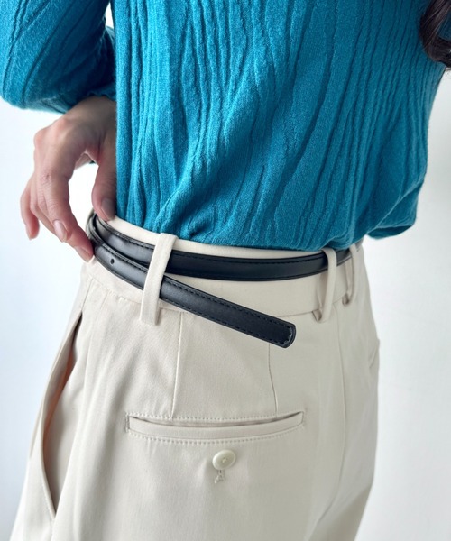 LOVALOT（ラバロット）の「フェイクレザーシンプル細ベルト（ベルト・レディース・ブラック/ダークブラウン/パープル/ベージュ・FREE）」の8枚目の写真