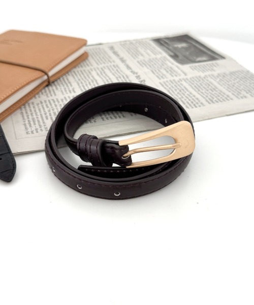 LOVALOT（ラバロット）の「フェイクレザーシンプル細ベルト（ベルト・レディース・ブラック/ダークブラウン/パープル/ベージュ・FREE）」の21枚目の写真