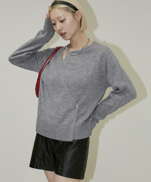 PUBLUX(パブリュクス)の「PUBLUX/パブリュクス カシュクールニット 限定展開(ニット/セーター・レディース・グレー/ブラウン/チャコールグレー・フリ-)」の5枚目の写真