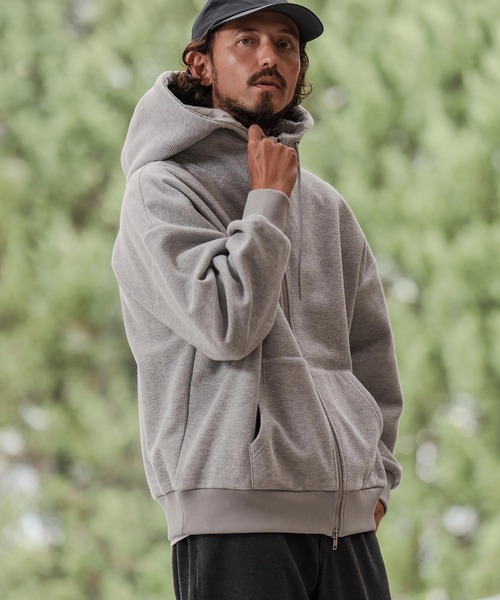 CAMBIO(カンビオ)の「mpa3980-Back Shaggy Boa Bonding Waffle Zip Up Parka ジップアップパーカー(A57425cmb)(パーカー・メンズ・ブラック/ミックスグレー/オフホワイト/ブルー・S/M/L)」の6枚目の写真