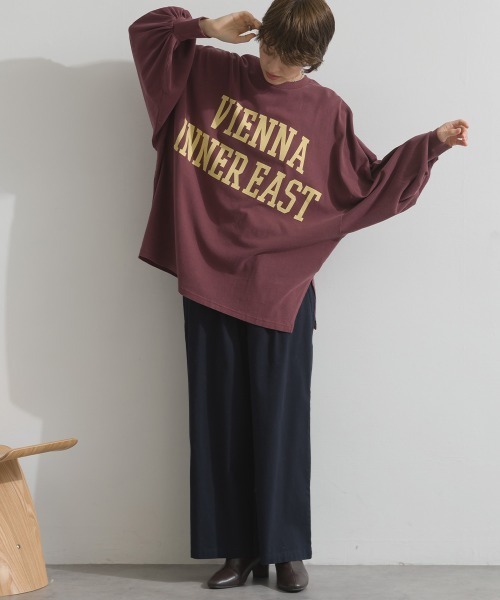 enhaut(アンオート)の「ピグメントOE天竺 ロゴプリント 袖ボリュームTシャツ VIENNA ロンT(Tシャツ/カットソー・レディース・アイボリー/グレイッシュベージュ/チャコールグレー/バーガンディー/ネイビー・FREE)」の15枚目の写真