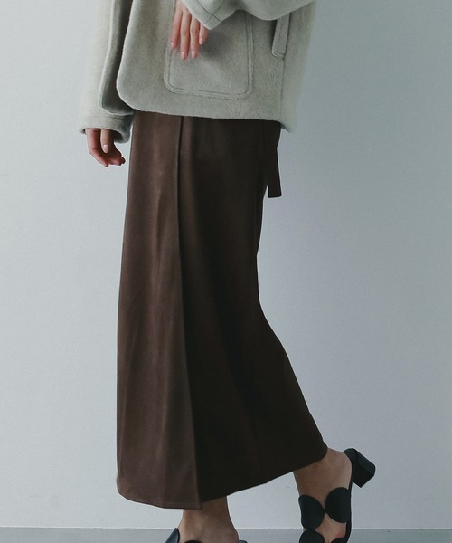 AJUGA.（アジュガ）の「スエードラップタイトスカート（スカート・レディース・ベージュ/ブラウン・S/M）」の22枚目の写真