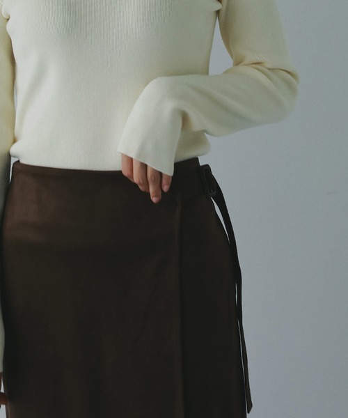 AJUGA.（アジュガ）の「スエードラップタイトスカート（スカート・レディース・ベージュ/ブラウン・S/M）」の18枚目の写真