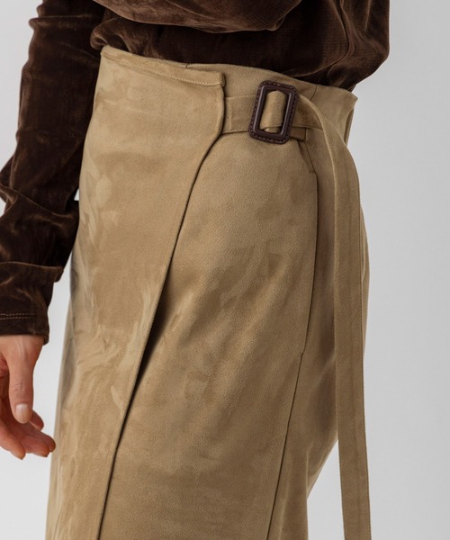 AJUGA.（アジュガ）の「スエードラップタイトスカート（スカート・レディース・ベージュ/ブラウン・S/M）」の12枚目の写真