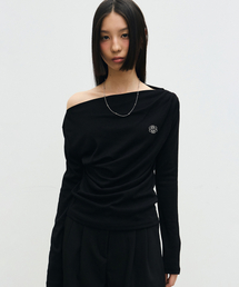 NICK&NICOLE（ニックアンドニコール）の「SHIRRING DRAPE BOAT NECK TOP_BLACK（Tシャツ/カットソー）」