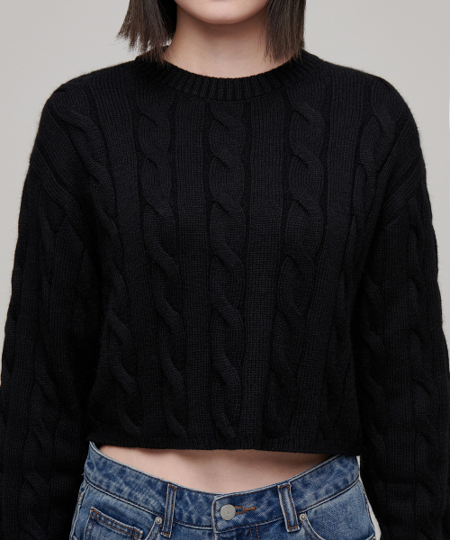 MUSINSA STANDARD WOMAN（ムシンサスタンダードウーマン）の「ウィメンズアンゴラブレンドケーブルクロップニット[ブラック]（ニット/セーター・レディース・その他・SMALL/MEDIUM/LARGE/X-SMALL）」の11枚目の写真