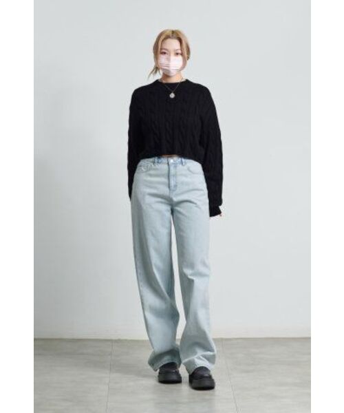 MUSINSA STANDARD WOMAN（ムシンサスタンダードウーマン）の「ウィメンズアンゴラブレンドケーブルクロップニット[ブラック]（ニット/セーター・レディース・その他・SMALL/MEDIUM/LARGE/X-SMALL）」の6枚目の写真